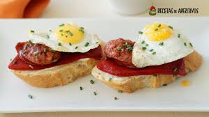 Huevos de Codorniz con Chorizo